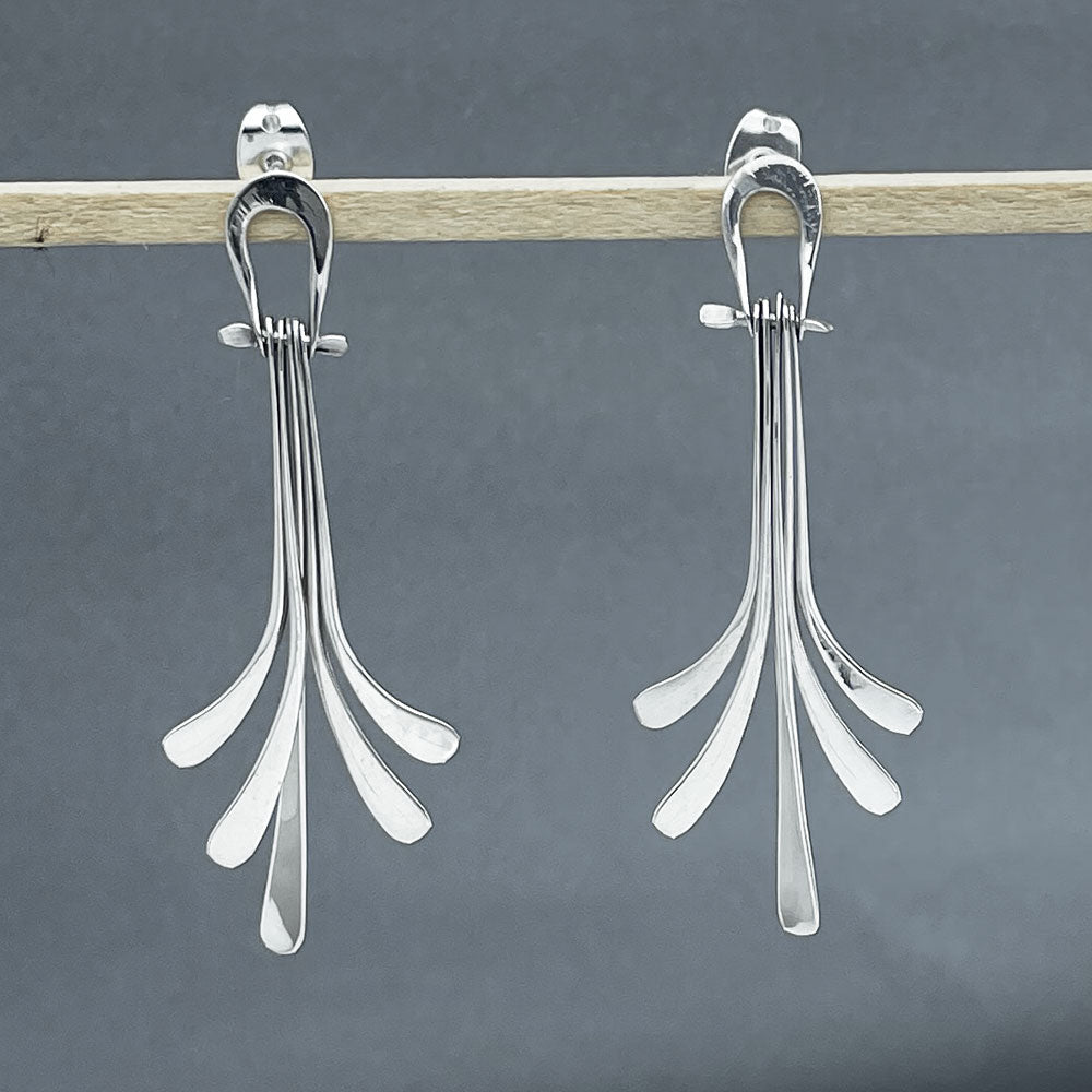 Áine Luminous Dangling Fleur de Lys Silver Stud Earrings