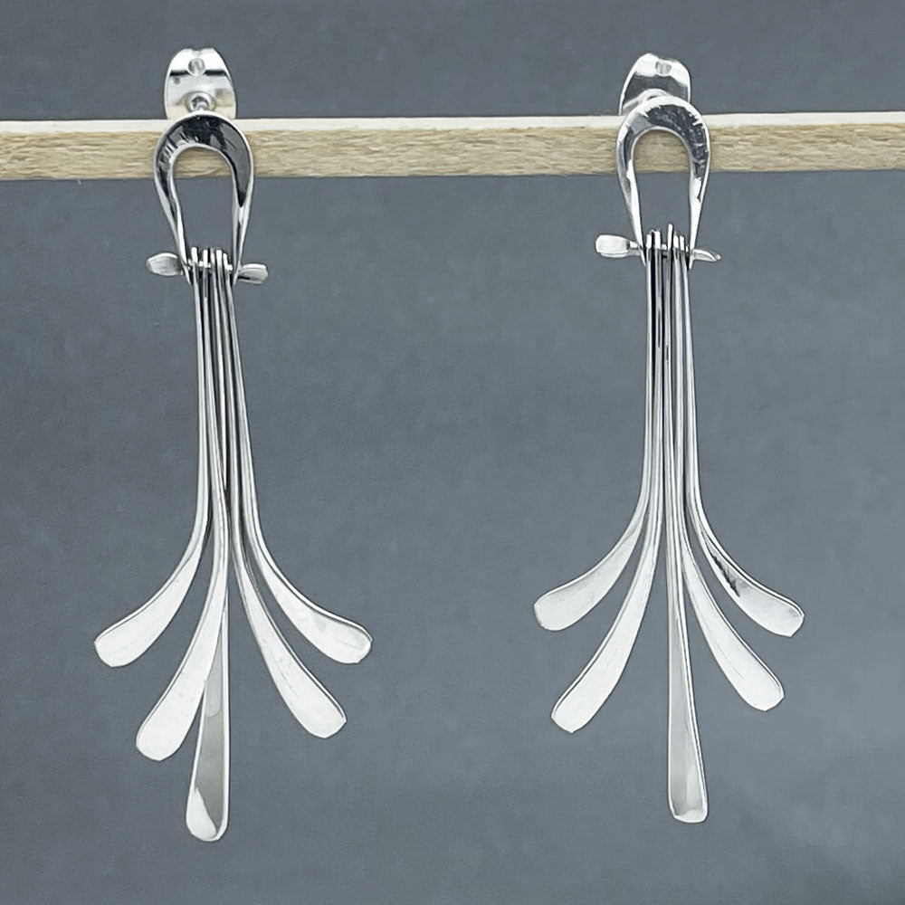 Áine Luminous Dangling Fleur de Lys Silver Stud Earrings