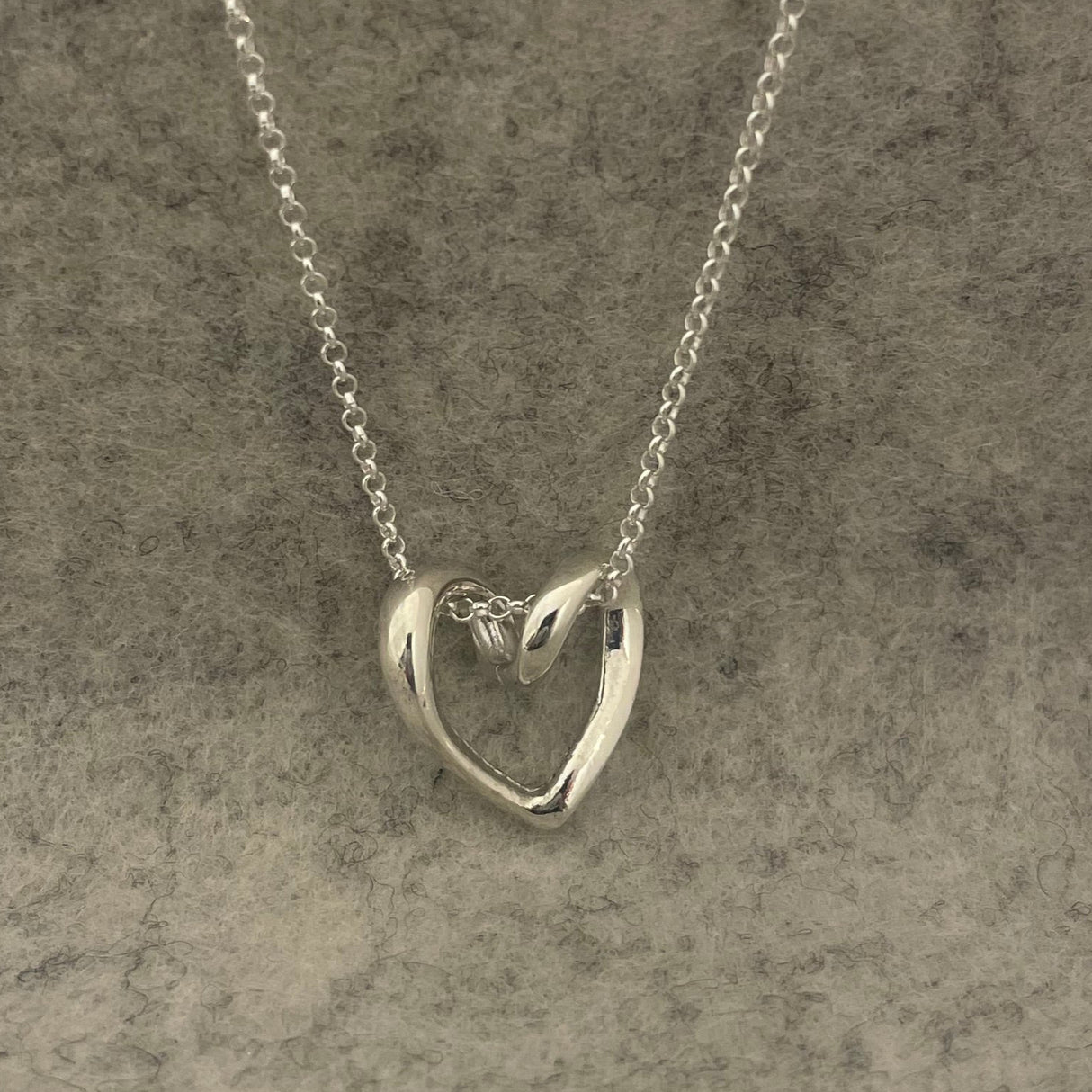 Croí Sculpted Spiral Heart Silver Pendant