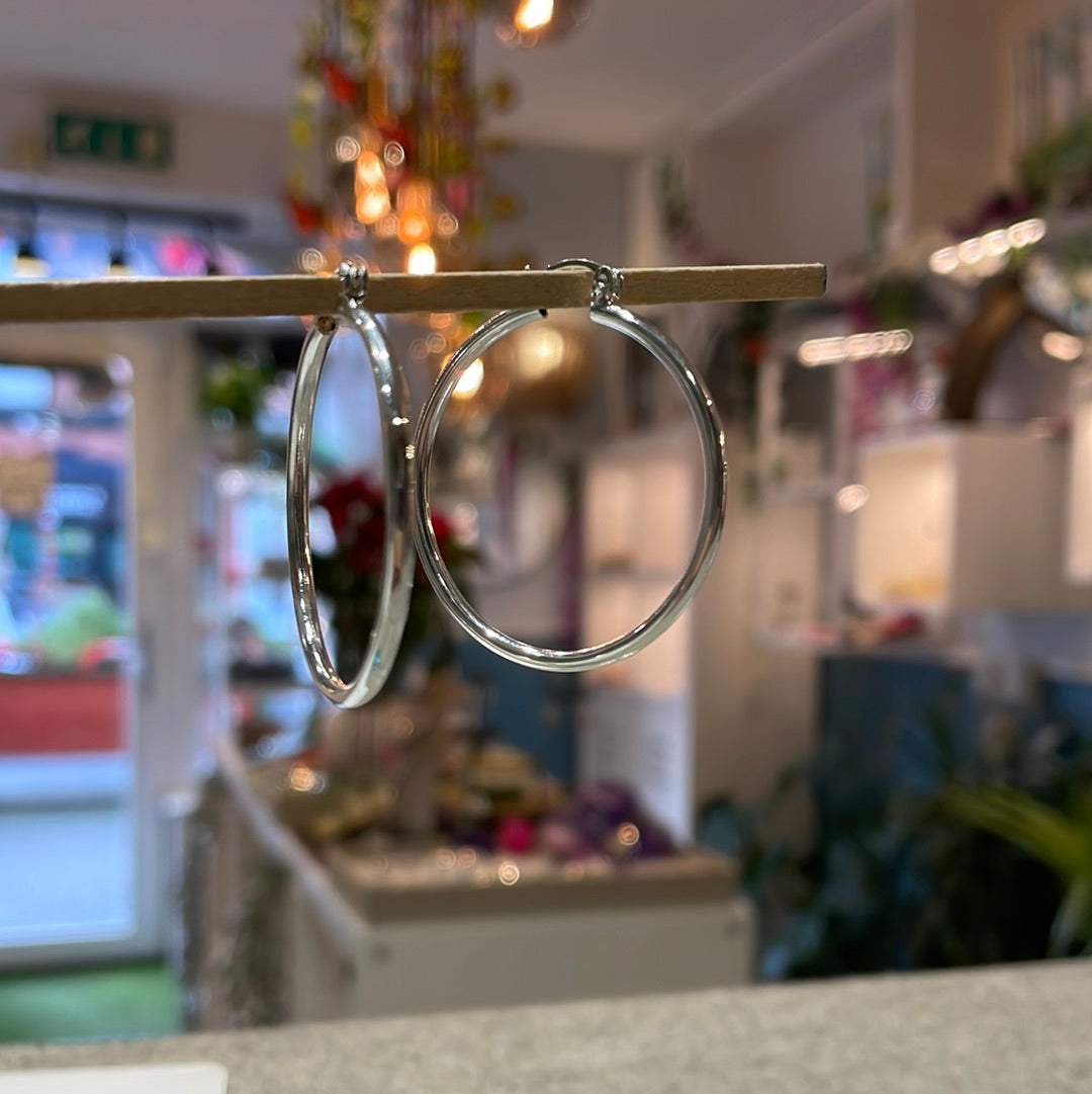 Lupita Large Plain Silver Hinged Hoop Earrings