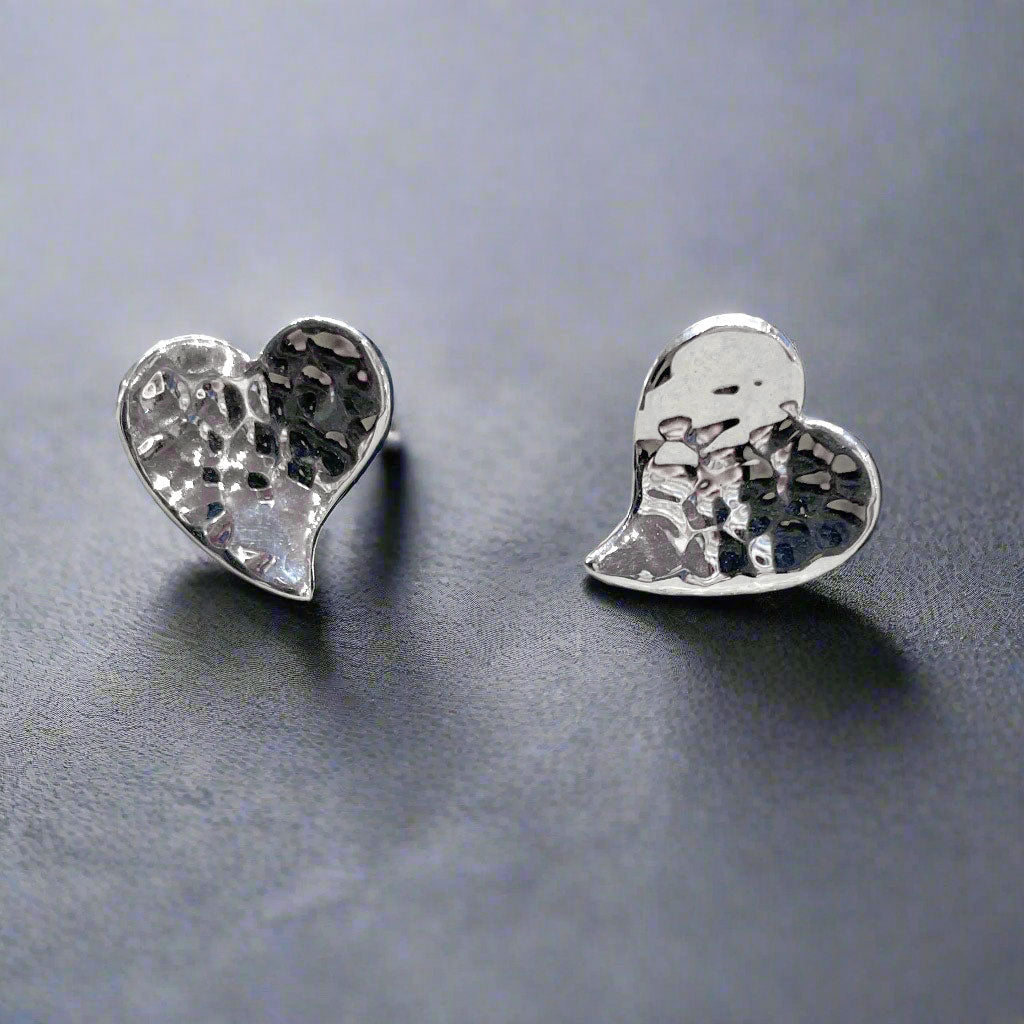 Croí Small Heart Hammered Silver Stud Earrings