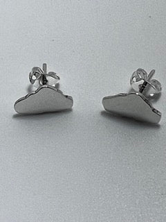 Éire Cloud Silver Stud Earrings