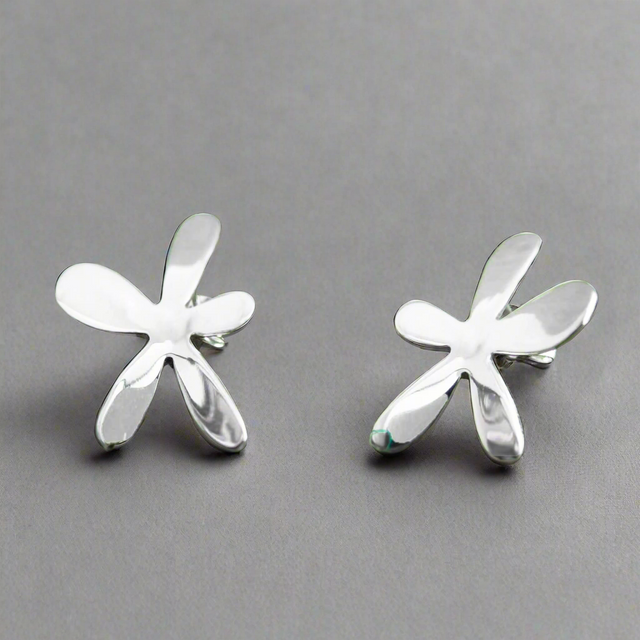Moíneir - Happy Daisy Flower Silver Earrings - Stud