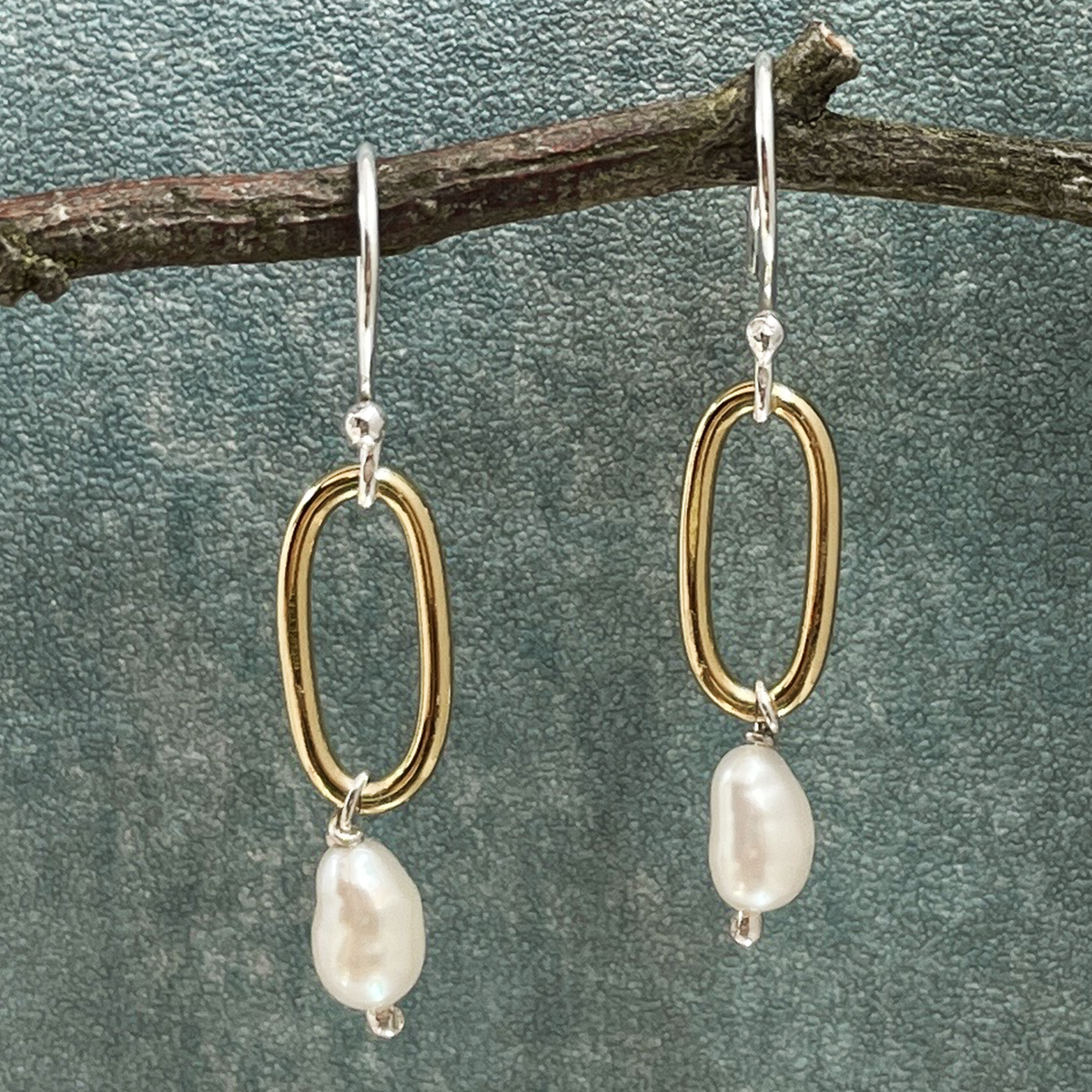 Pearla - Oval Link Gold Filled with Fresh Water Pearl Silver Earrings - Dangle