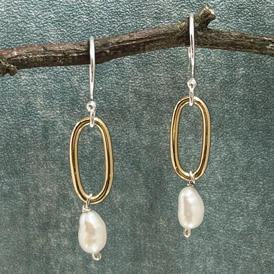 Pearla - Oval Link Gold Filled with Fresh Water Pearl Silver Earrings - Dangle Curated and designed by Emilio Sotelo Jewelry for Croi Kinsale Jewellery in Kinsale West Cork Ireland Europe. Find exceptional handmade silver and gold jewellery at affordable prices for birthday gifts and Christmas presents. Handcrafted Silver jewelry. Find the best affordable jewellery