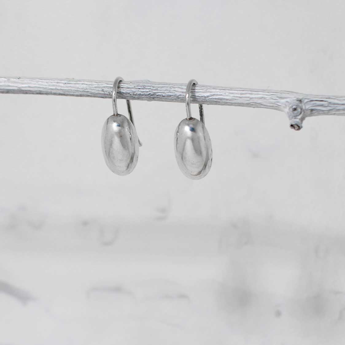 Piccoli Hanging Fuchsia Berry Silver Dangle Earrings