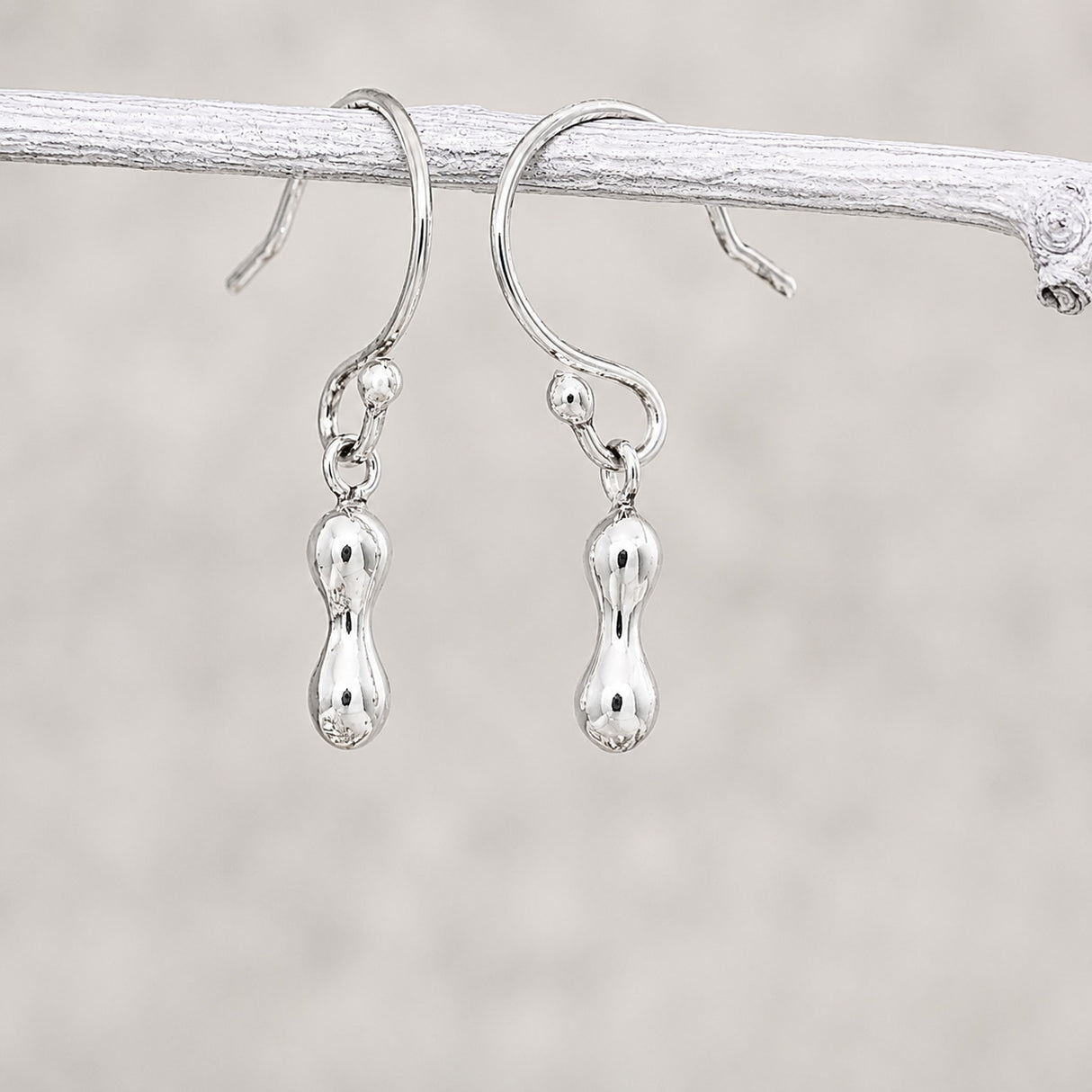 Piccoli Tiny Dumbbell Silver Dangle Earrings