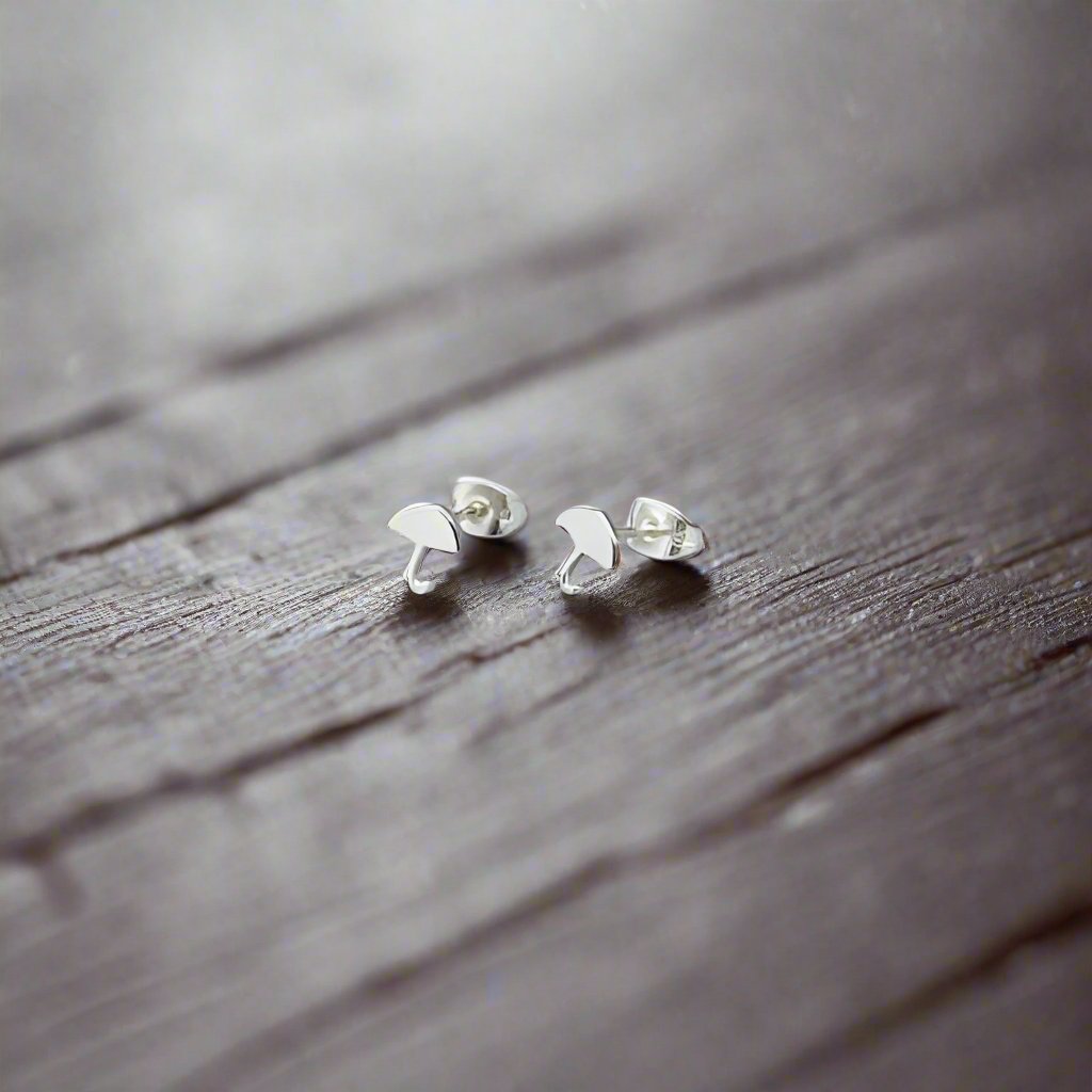 Éire A Day in Ireland Single Silver Earrings - One Single Earring
