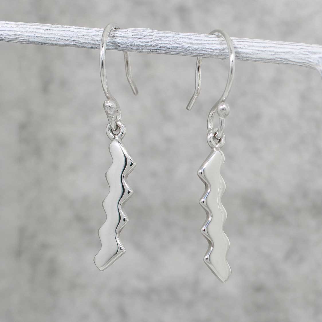 Éire Wild Atlantic Way Emblem Silver Dangle Earrings