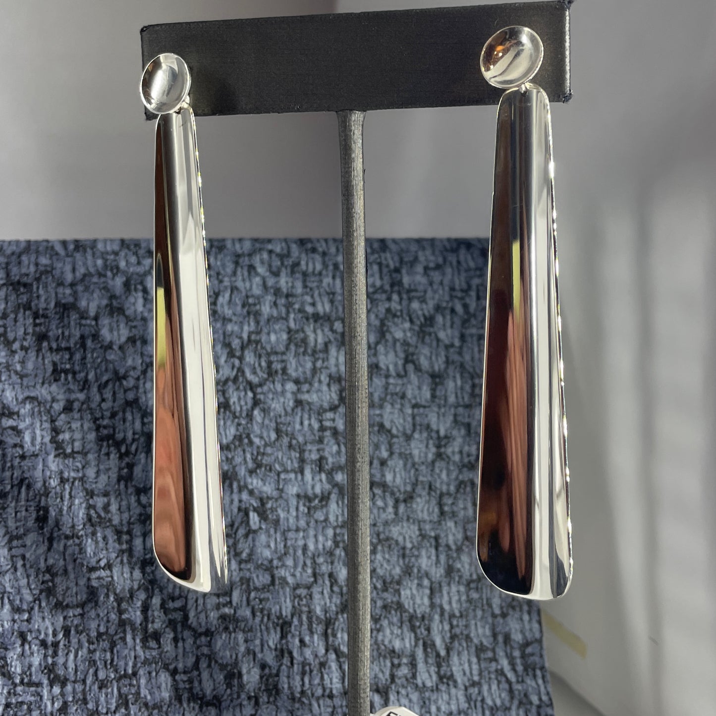 Selene - Long Channel Silver Earrings - Stud