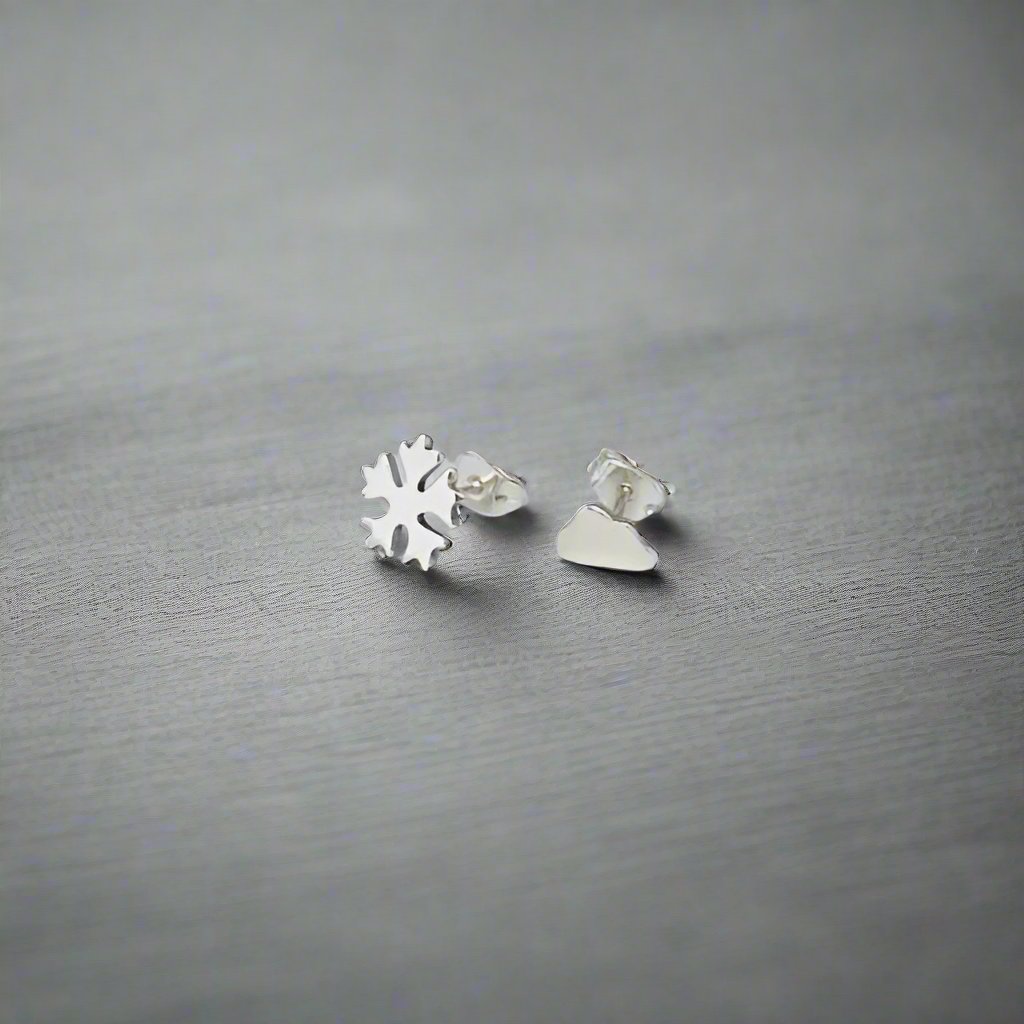 Éire A Day in Ireland Single Silver Earrings - One Single Earring