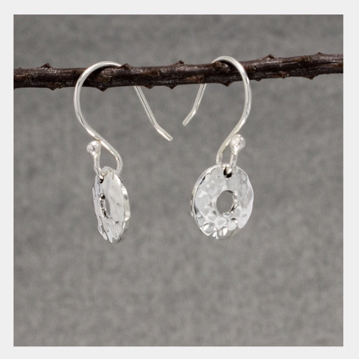 Artemis Small Off-Center Disc Hammered Silver Dangle Earrings
