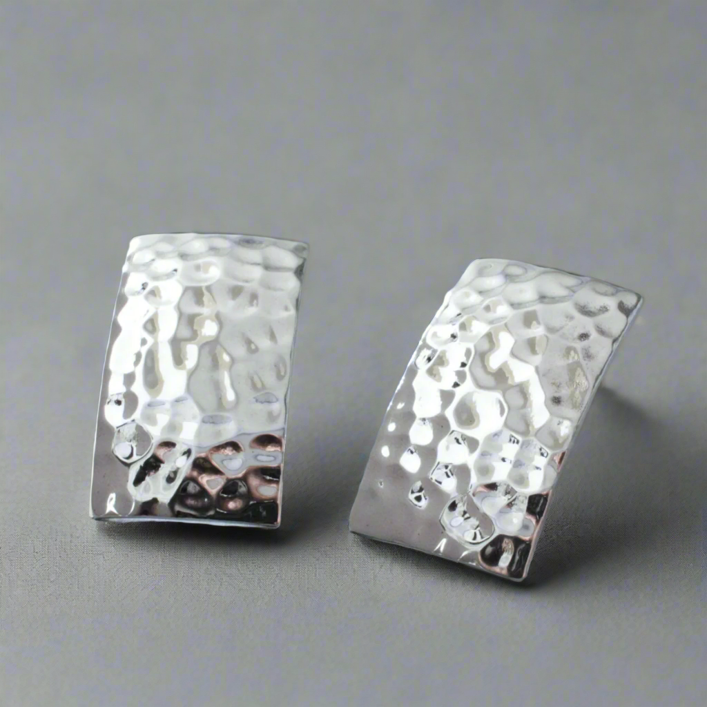 Artemis - Rectangle Hammered Silver Earrings - Stud