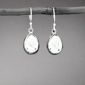 Móinéir Avo Silver Dangle Earrings,Ê Shop affordable, high-quality jewellery in Kinsale, West Cork, Ireland designed by