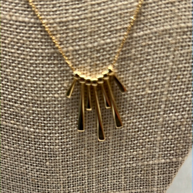 Óir 9K Yellow Gold Pendant CLEOPATHRA STYLE NECKLACE,Ê Shop affordable, high-quality jewellery in Kinsale, West Cork, Ireland designed by Croí Kinsale Jewellery