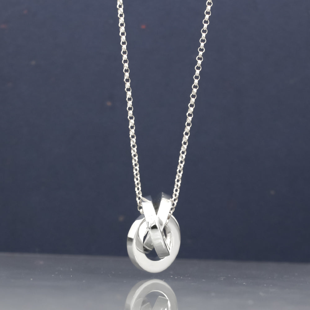 AYA Three-Dimensional Interlocked Circle Silver Pendant