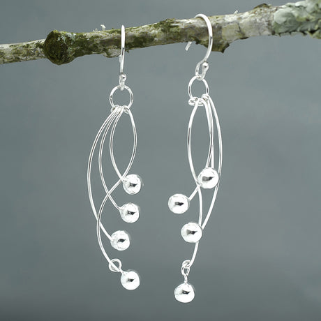 Áine Curved Wire Silver Bead Dangle Earrings