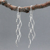 Áine - Double Curved Sticks Silver Threader Earrings - Dangle