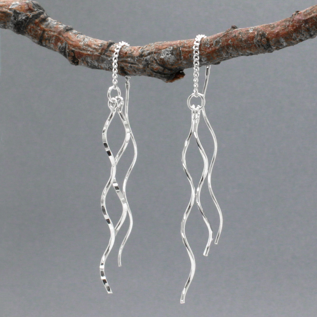 Áine - Double Curved Sticks Silver Threader Earrings - Dangle