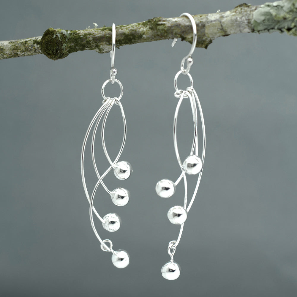 Áine Curved Wire Silver Bead Dangle Earrings