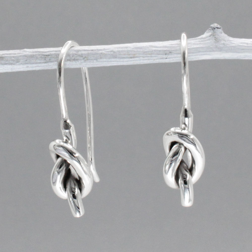 Aran - Single Knot Silver Earrings - Dangle