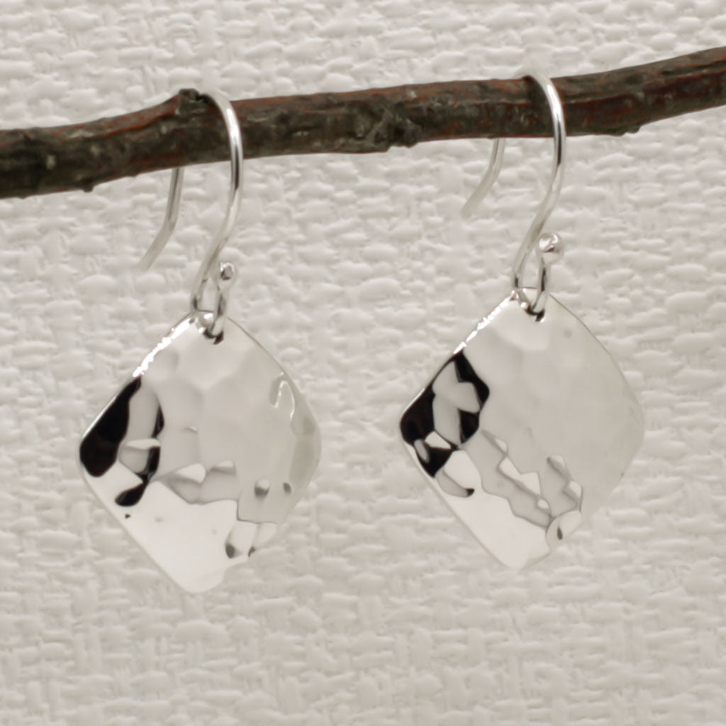 Artemis Rhombus Hammered Silver Dangle Earrings