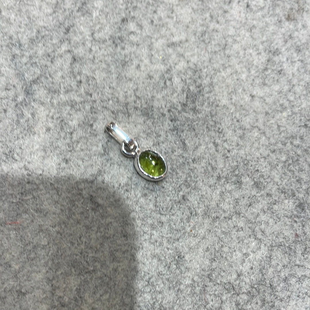 Candy - Green Peridot Silver Pendant