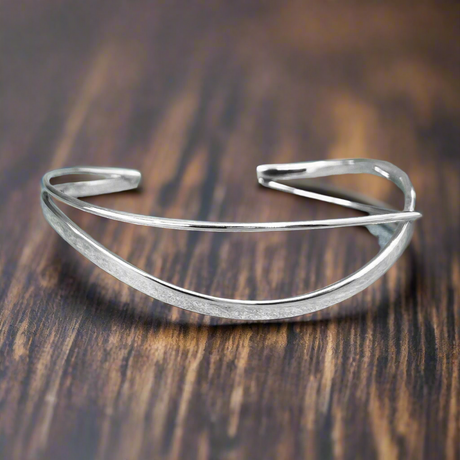 Uisce - Double Wave Cuff Silver Bracelet