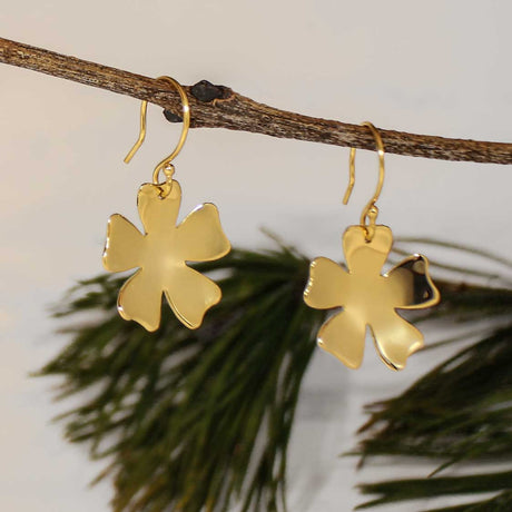 Grian Móinéir Baby's Breath Flower 24K Gold Plated Dangle Earrings