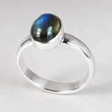 Fáinne Airgid Cabochon Labradarite Ubhchruthach Candy