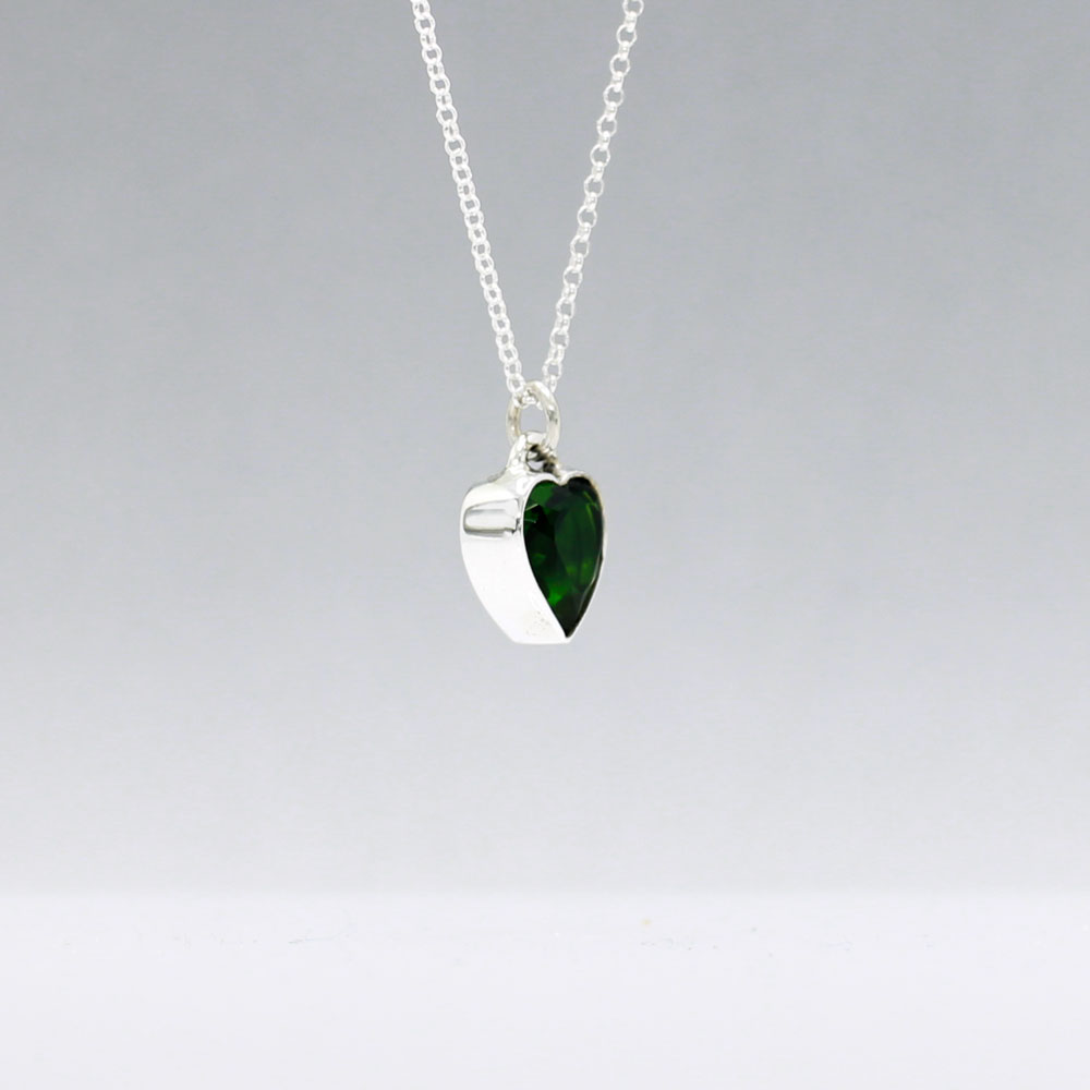 Eire - Green Glass Heart Silver Pendant