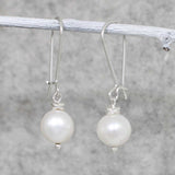 Péarla "Fata" Pearl Silver Dangle Earrings