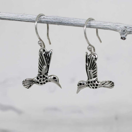 Móinéir Hummingbird Silver Dangle Earrings