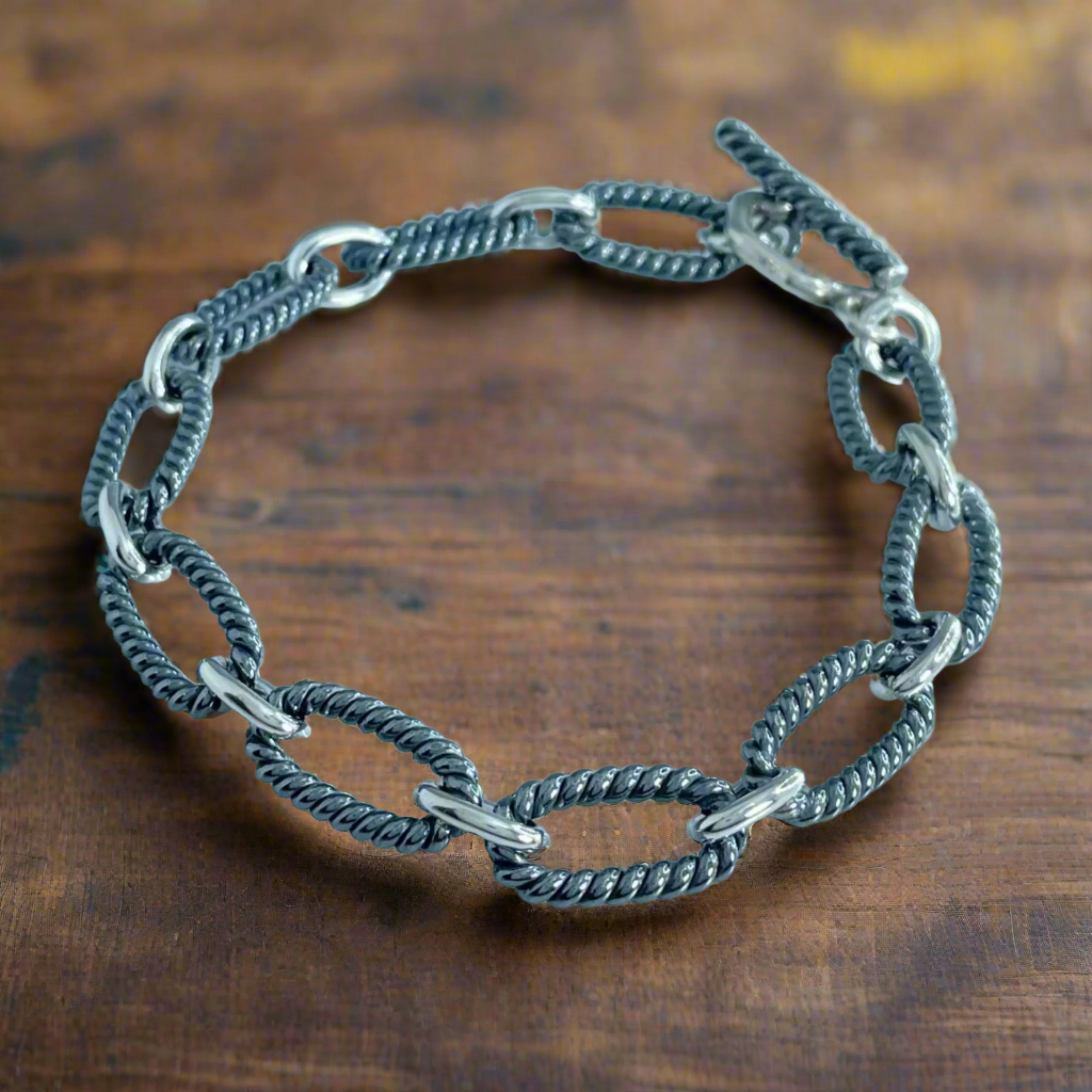 Áine - Oxidised Oblong Rope Silver Link Bracelet