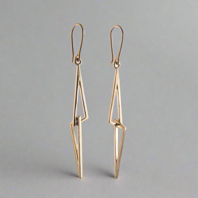 Le Chéile Linked 9ct Yellow Gold Earrings - Dangle by Miriam Wade Jewellery. #LeCheileEarrings #YellowGold #HandmadeJewellery #IrishDesign #IndependentJewellers #CroíKinsaleJewellery #WestCorkJewellery #Kinsale #JewelleryIreland