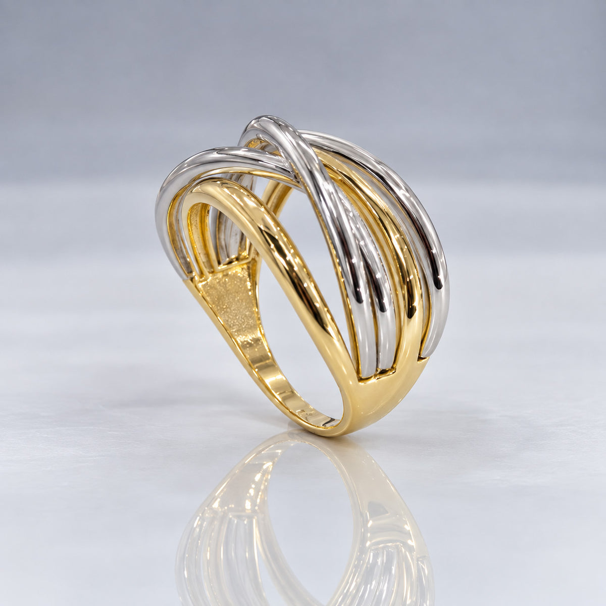 Óir 9K Yellow & White Gold Crossover Ring