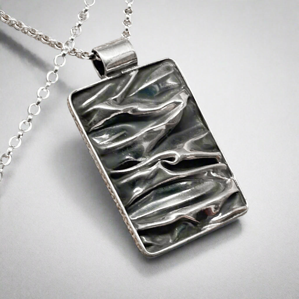 Uisce Corrugated Oxidised Rectangle Silver Pendant