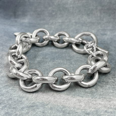 Saha - Oval Highly Polished Link Silver Bracelet