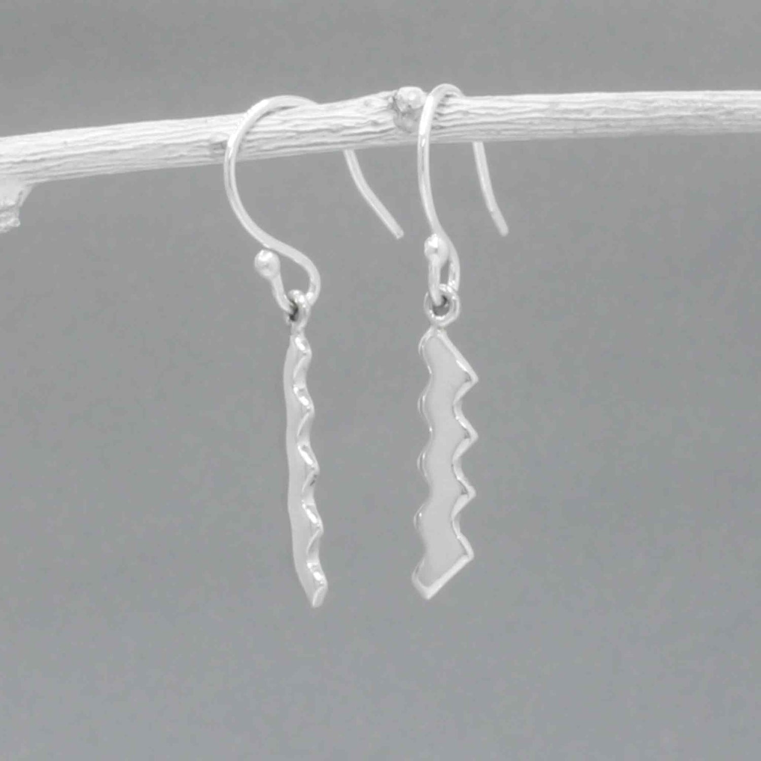 Éire Wild Atlantic Way Emblem Silver Dangle Earrings