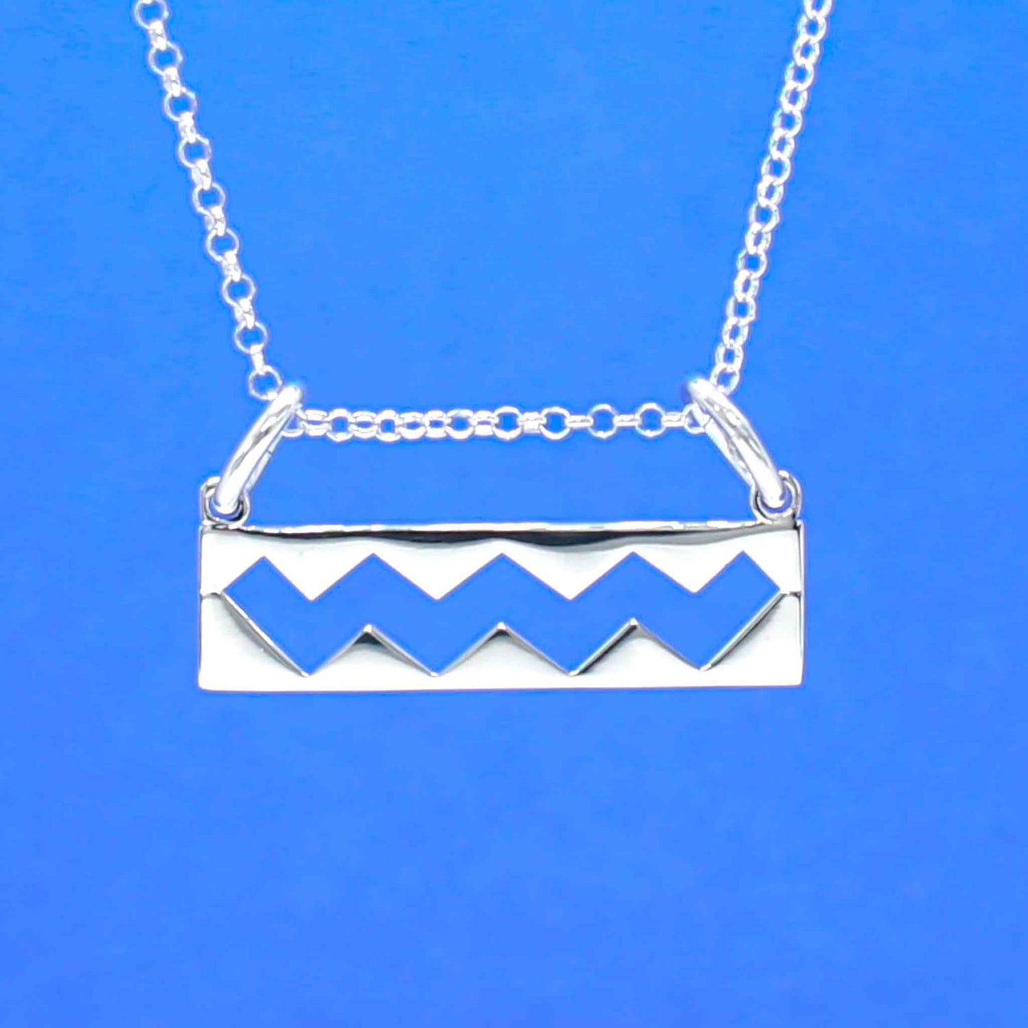 Éire Wild Atlantic Way Silver Emblem Pendant