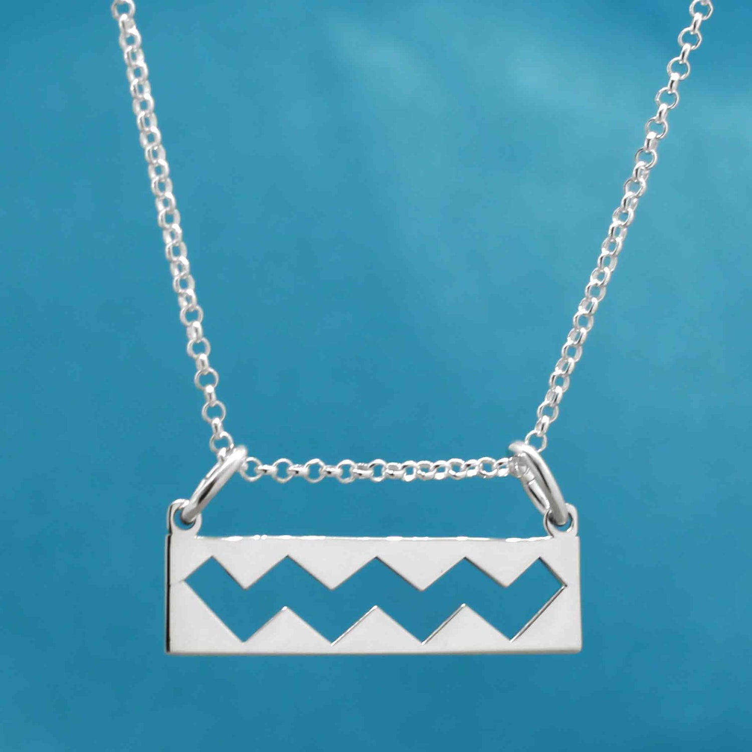 Éire Wild Atlantic Way Silver Emblem Pendant