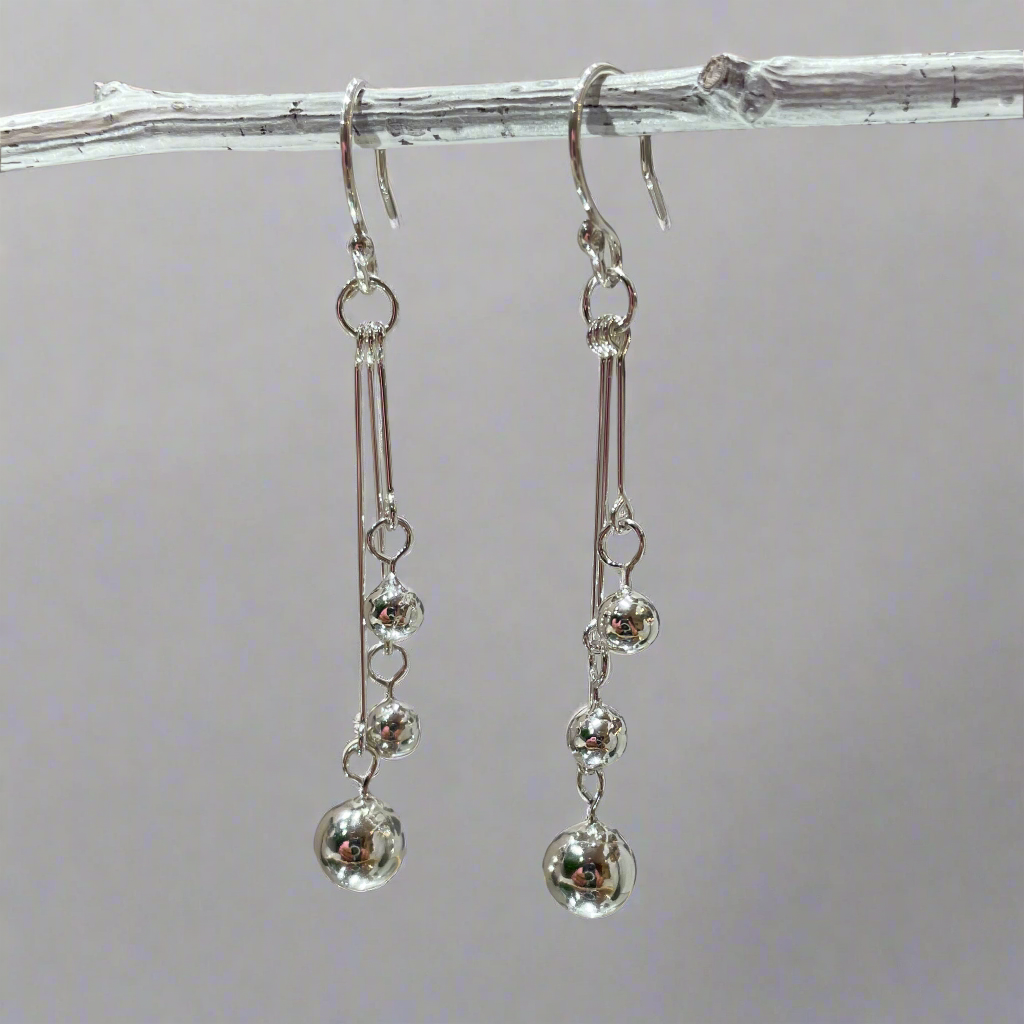 Áine Three Sphere Silver Cascade Dangle Earrings