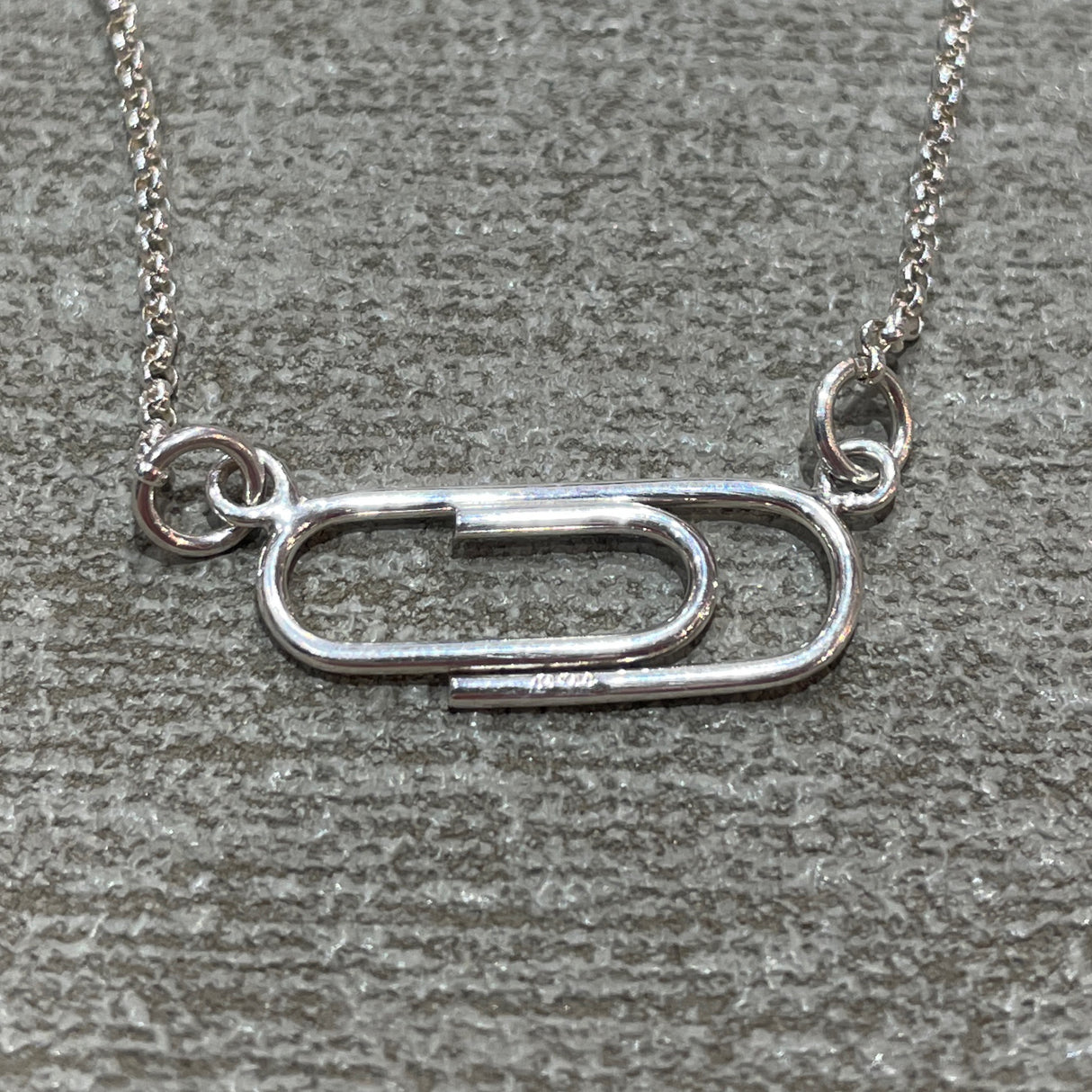 Piccoli Paper Clip Silver Ireland Pendant