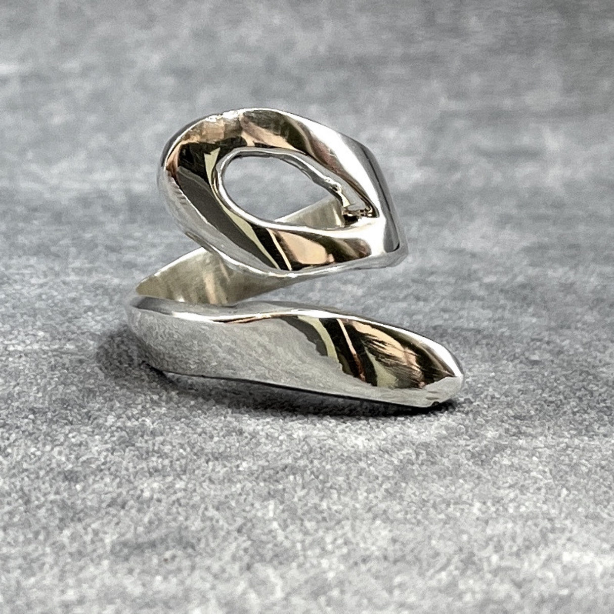 Uisce - Open Wave Smooth Adjustable Silver Ring